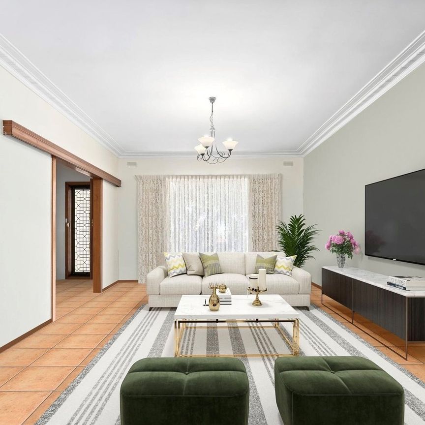 Substantial Single Level Home - Photo 1