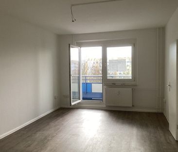 2-Zimmer-Wohnung mit Ausblick und in der Nähe vom Kulkwitzer See! - Foto 4