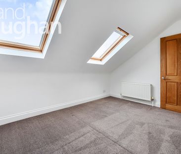4 bedroom semi-detached bungalow to rent - Photo 1