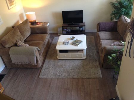 881 Beaconhill Court - 3 bed, 1.5 bath - Photo 2