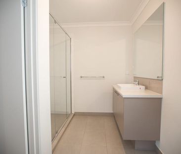 DOUBLE STORY, 4 BEDROOM- POTENTIAL FOR 5TH BEDROOM - Photo 6