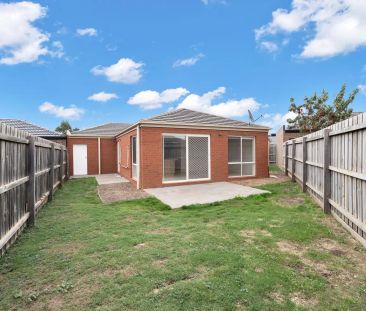 6A Compass Lane, Wyndham Vale VIC 3024 - Photo 6