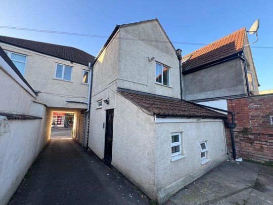 1 bedroom flat to rent - Photo 1