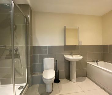 2 bedroom flat to rent - Photo 6