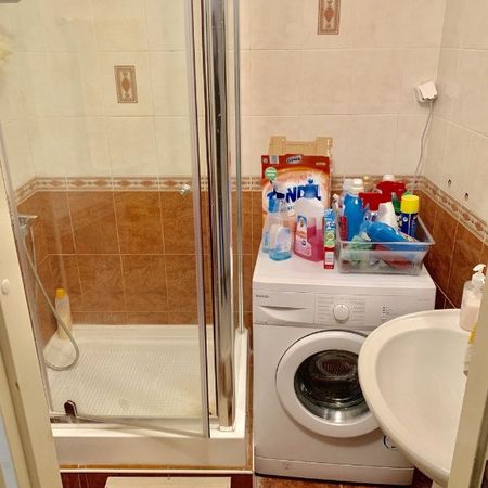 Apartament cu 2 camere de inchiriat zona Titan - Photo 4