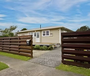 Family Home For You in Maungaraki - Photo 4