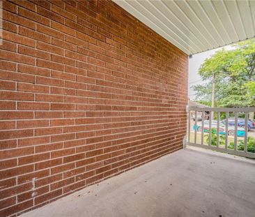 38 ENDFIELD Avenue Unit# Main, Hamilton, Ontario, L8T2L4 - Photo 4