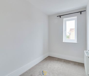 3 bed semi-detached house to rent in Sinclair Drive, Coventry, CV6 - Photo 5