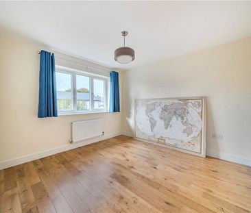 A wonderful, semi-detached 3 bedroom home just north of Bath City C... - Photo 3