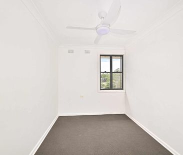 EASY LIVING STARTS HERE! - Photo 4