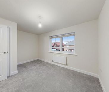 2 bedroom semi-detached house to rent - Photo 4