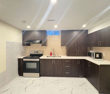 For Lease - 209 Highglen Avenue Unit# Lower Fl, Markham, Ontario - Photo 5