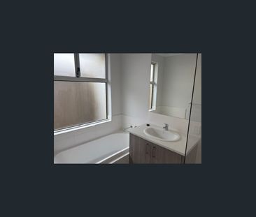 Discover refined living at 8 Scala Retreat, Sinagra - Photo 3