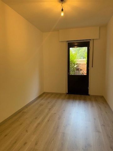 Deels gerenoveerd gelijkvloers appartement. - Foto 3