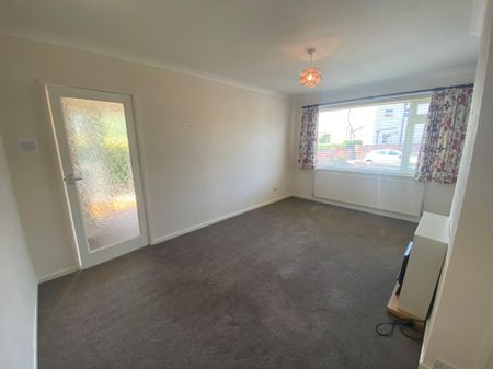 Grange Court, Leeds, Scholes - Photo 2