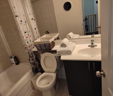 For Lease - 47 Hays Boulevard Unit# 9, Oakville, Ontario - Photo 4