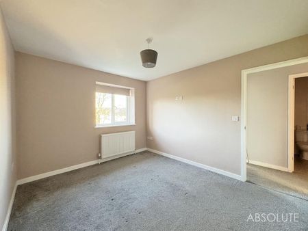 3 bedroom semi-detached house to rent - Photo 4