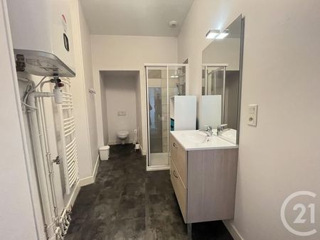 Appartement F2 à louer 2 pièces - 40 m2 CHATEAUROUX - 36 - Photo 2