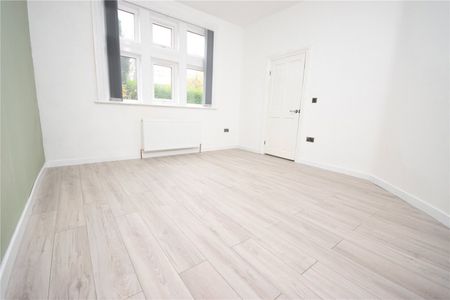 2, Chandos Avenue, Leeds, West Yorkshire, LS8 1QU - Photo 3