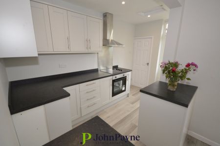 Poitiers Road, Cheylesmore, Coventry, CV3 5JX - Photo 5
