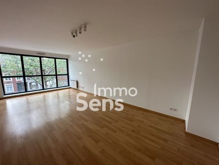 Location appartement - Lille Centre - Photo 3