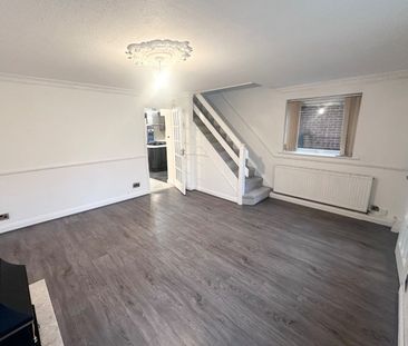 3 Bed Semi-Detached House, Wheatley Drive, NG4 - Photo 1