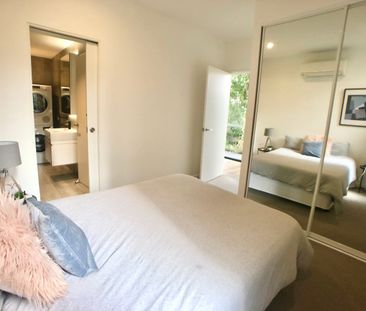 Stylish Fully Furnished Apartment in the Heart of Carnegie. Ready t... - Photo 4