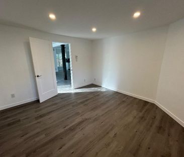 Grand 4 1/2 à louer Vieux Terrebonne - Photo 3