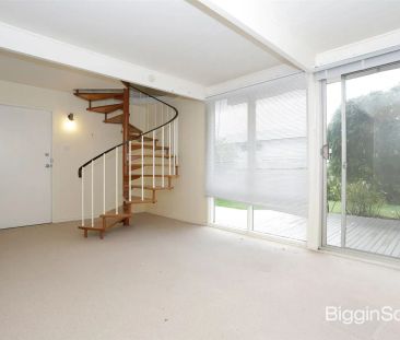 Easy Living in a Sought-After School Zone - Photo 6