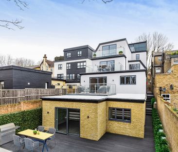 Flat to rent - Baring Road, London, SE12 - Photo 5