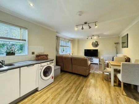 2 bedroom apartment to rent - Photo 3