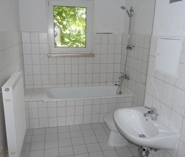 Gemütliche 3-Raum-Wohnung in ruhiger Lage! Bahnhofsnähe // Tageslic... - Foto 1