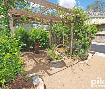 Private Retreat - Backs onto Parklands - Photo 1