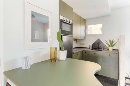 Calle de Gómez de Avellaneda, Madrid, Community of Madrid 28017 - Photo 5