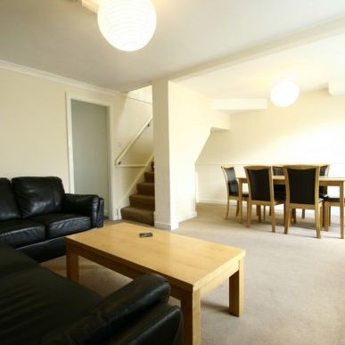 5 Bed - **bills Inclusive** Duke Street, Sunderland - Photo 1