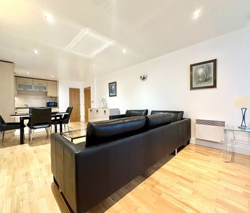 1 Bed Flat, Marmara Apartments, E16 - Photo 1