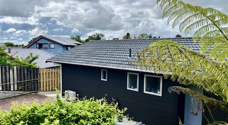 Fairview Downs – Modern, Stylish & Packed with Wow Factor - Photo 5