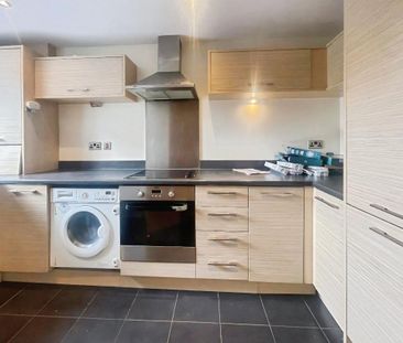 Draper Close, West Thurrock, RM20 - Photo 6