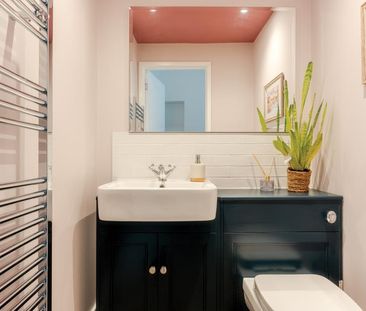 4 bedroom semi-detached house to rent - Photo 3