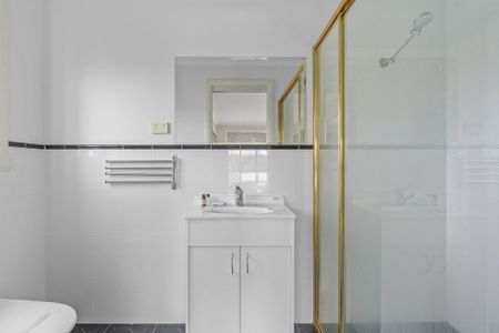 Share House - ROOM with own ensuite - Photo 5