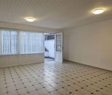 Appartement te huur - Photo 1