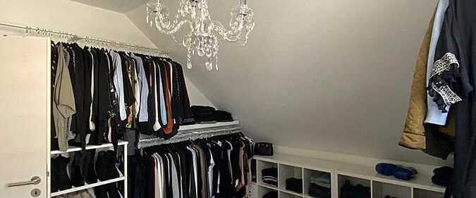 Neuwertige 4-Zimmer-Wohnung mit Balkon - Foto 1