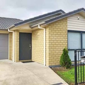 Beautiful 2 Bedroom Home in the Heart of Manukau - Photo 3