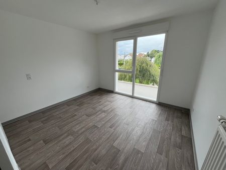 Location Appartement 1 pièce 20m² FRANQUEVILLE ST PIERRE 76520 - Photo 2