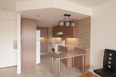 1975 de Maisonneuve - Photo 4