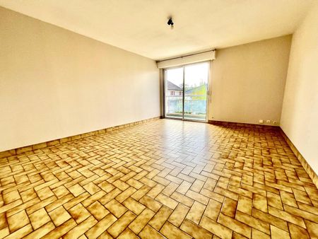 Location Appartement 3 pièces 71m² BRIVE LA GAILLARDE 19100 - Photo 2