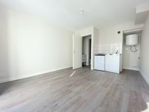 Location Appartement 1 pièce 17m² NIORT 79000 - Photo 3