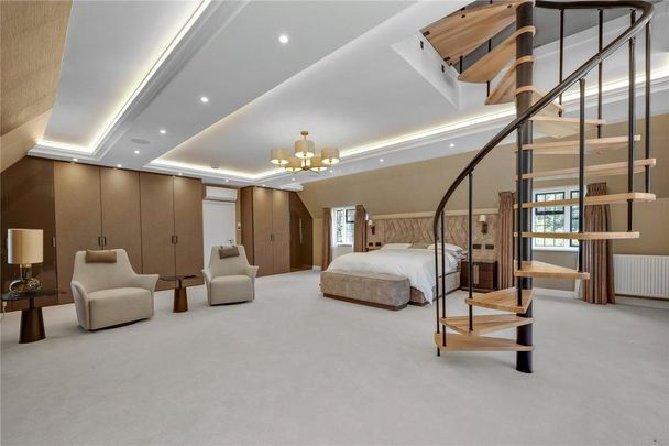 6 bedroom detached house to rent - Photo 1