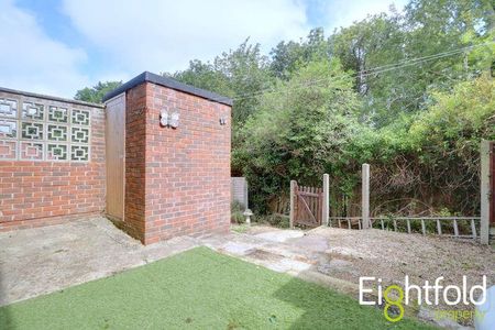 Egginton Road, Brighton, BN2 - Photo 3