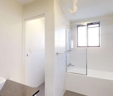 42/5 Crest Road, Queanbeyan, NSW 2620 - Photo 4